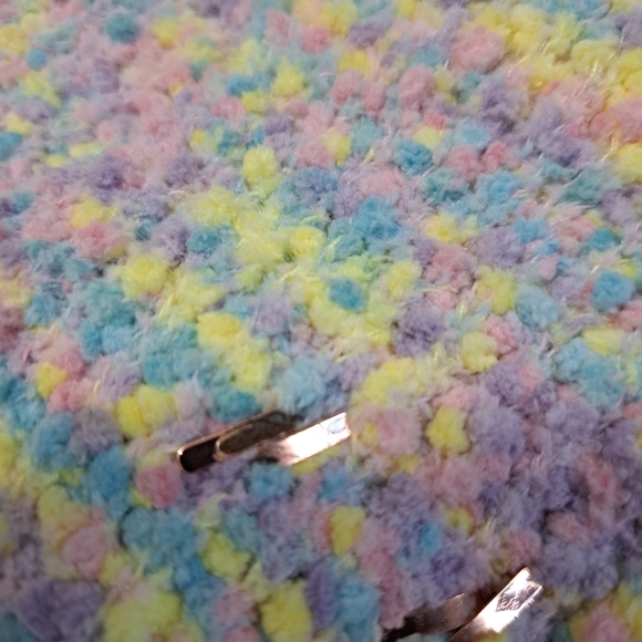 Juicy Couture Pastel Multicolor Knit Scarf - Picture 4 of 10